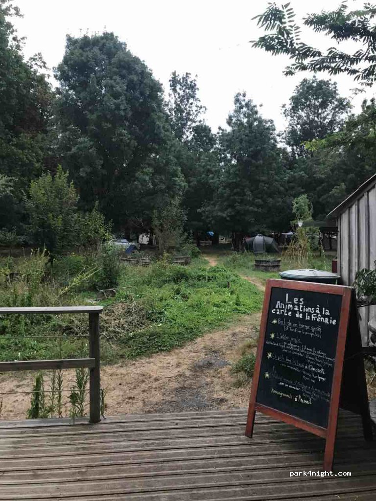 La Frenaie - Éco-camping, Animations Nature et Embarcadère dans le Marais Poitevin — foto