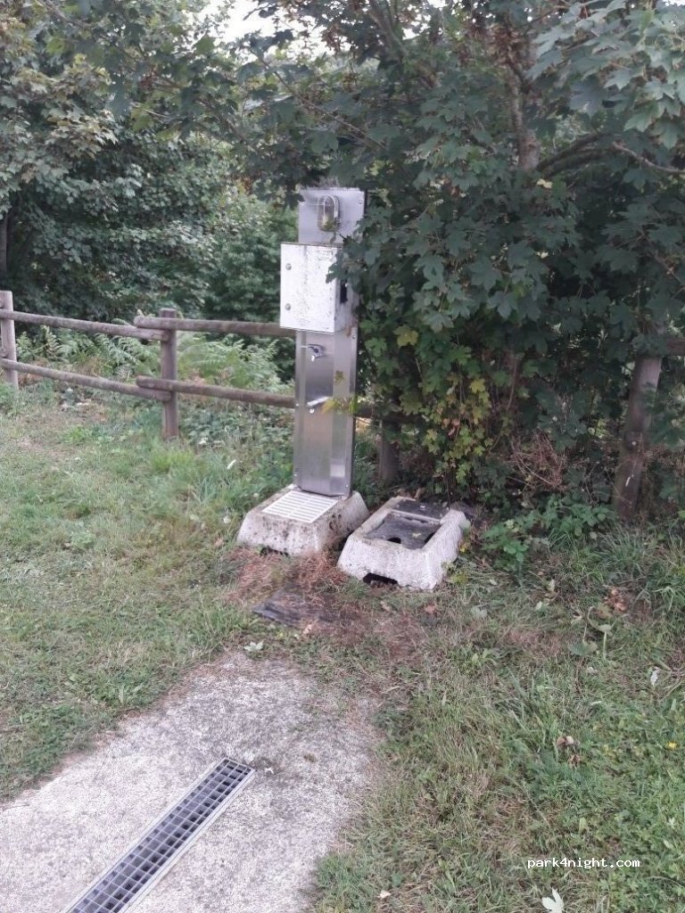 (12170) Durenque - Chemin du Moulin de Roupeyrac — foto