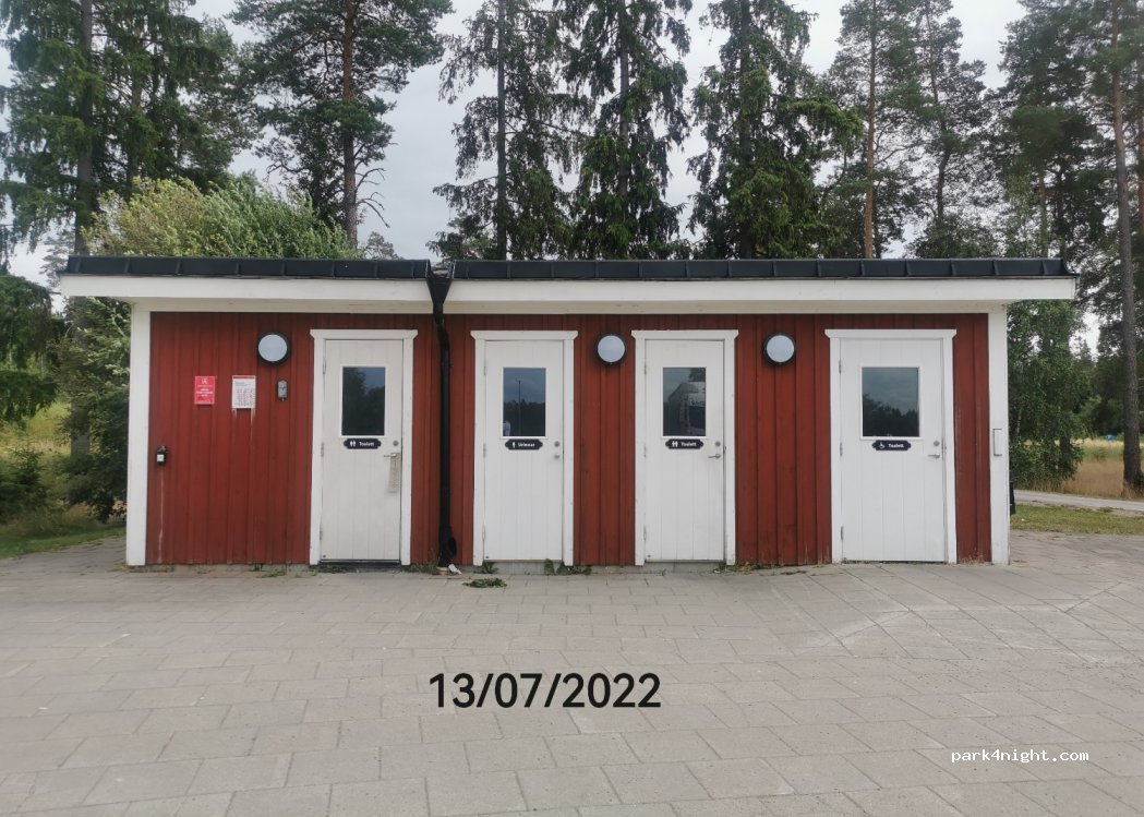 (733 94) Sala - 130 Trefoten — foto 2