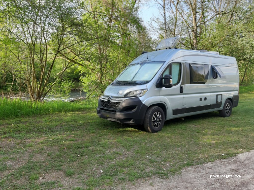 (72654) Neckartenzlingen - 1 Im Heiligenbronn — foto