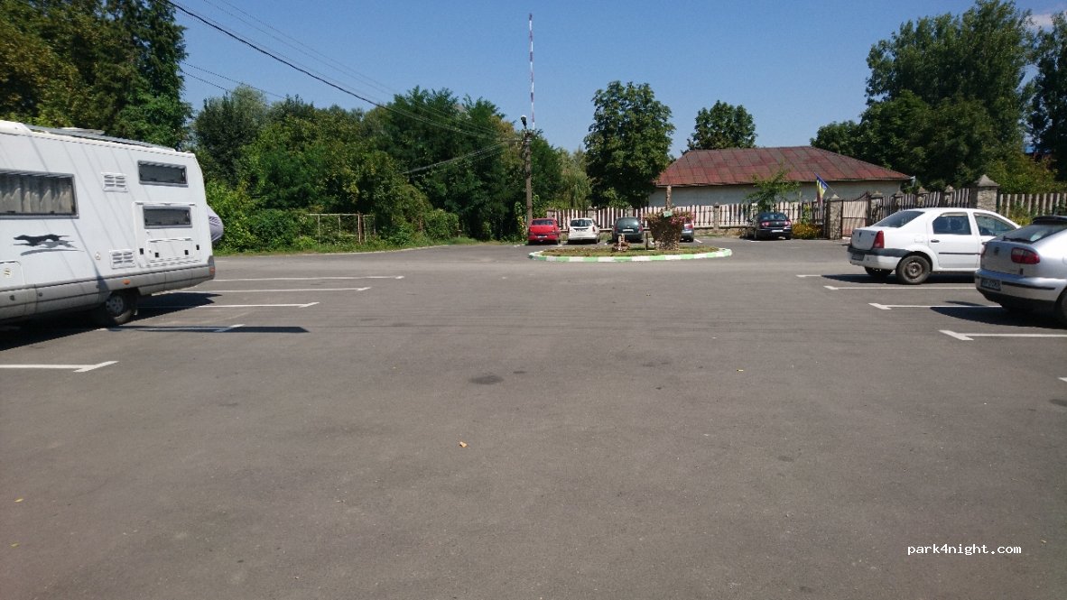 (417496) Haieu - Unnamed Road — foto