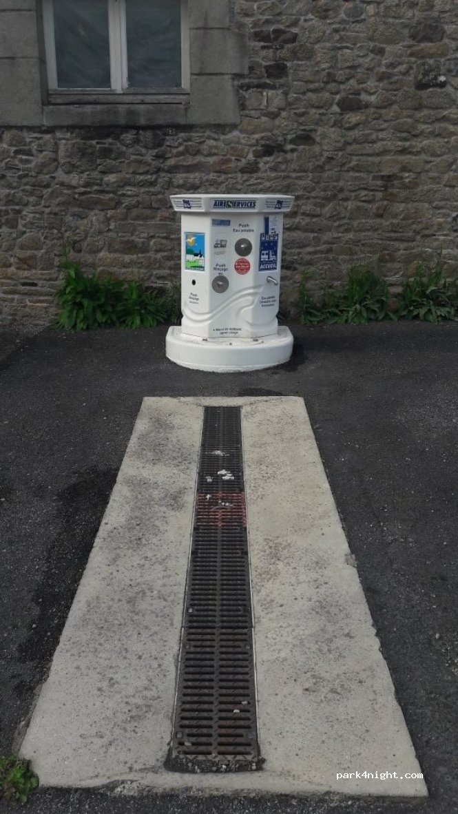 (56480) Silfiac - Rue du Résistant P. le Bourlay — foto 2