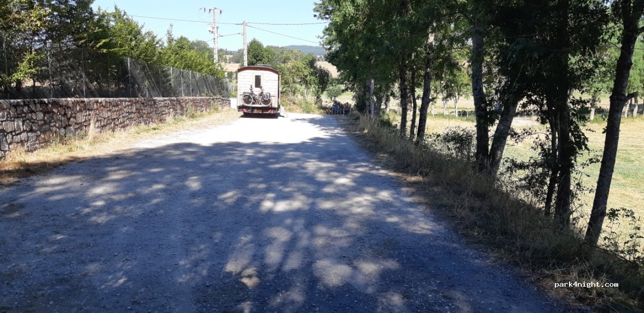 (48140) Le Malzieu-Ville - 6243 Route de Saint-Léger du Malzieu — foto