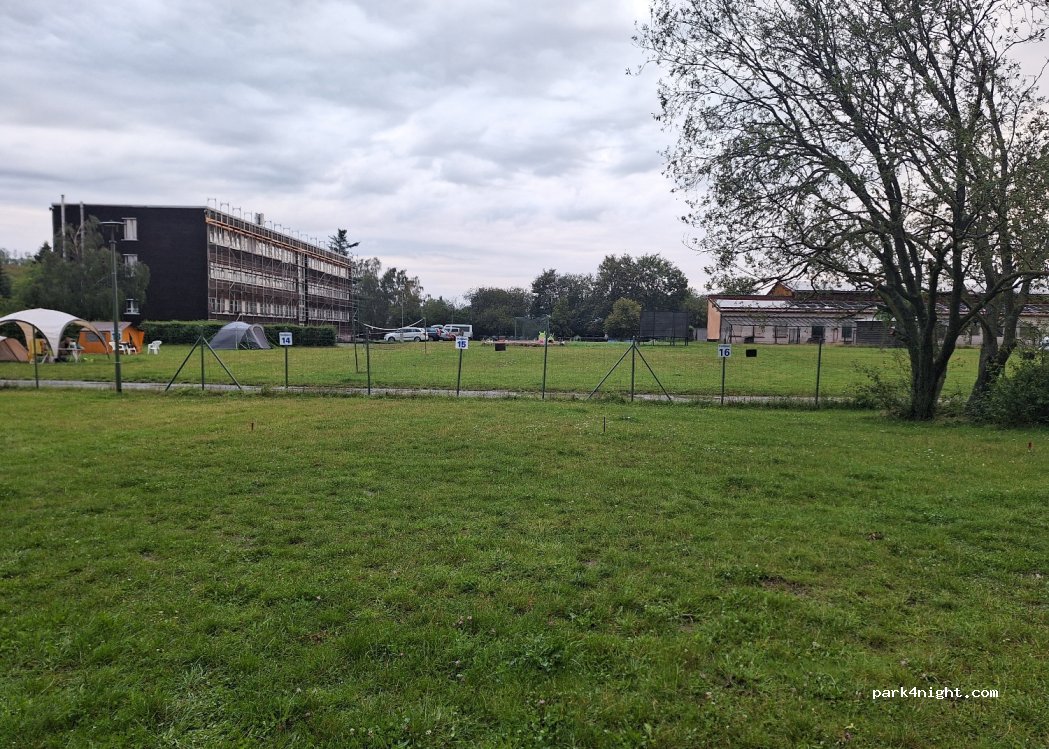 Hotel und Camping - Stell- und Zeltplatz an der Talsperre — foto 3