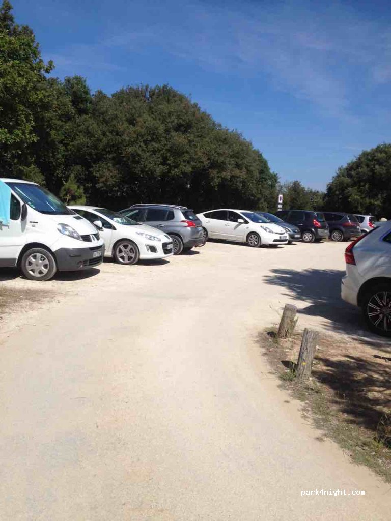(17190) Saint-Georges-d'Oléron - Unnamed Road — foto 2