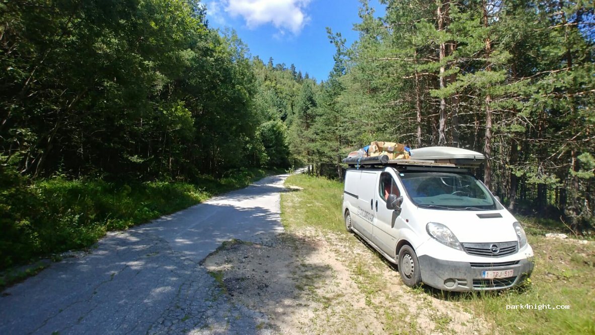 (4469) Sestrimo - Unnamed Road — foto