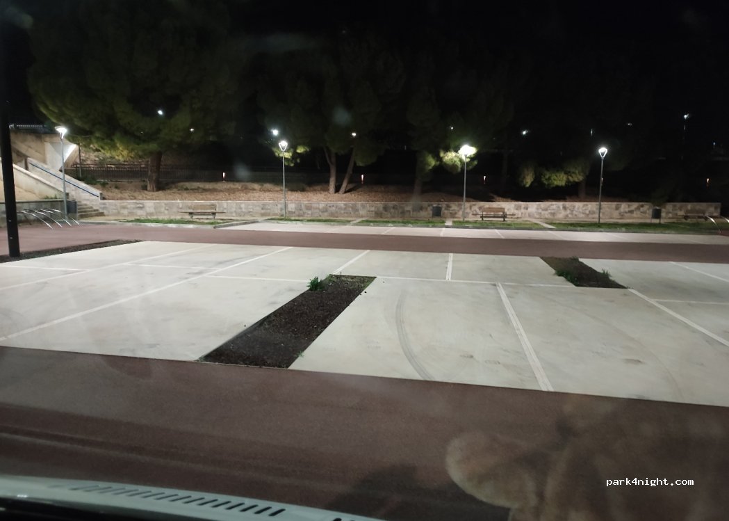 Área de autocaravanas de Ascó — foto 2