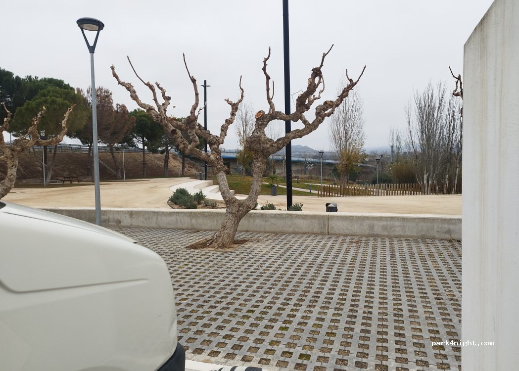 Área de autocaravanas de Ascó — foto 5