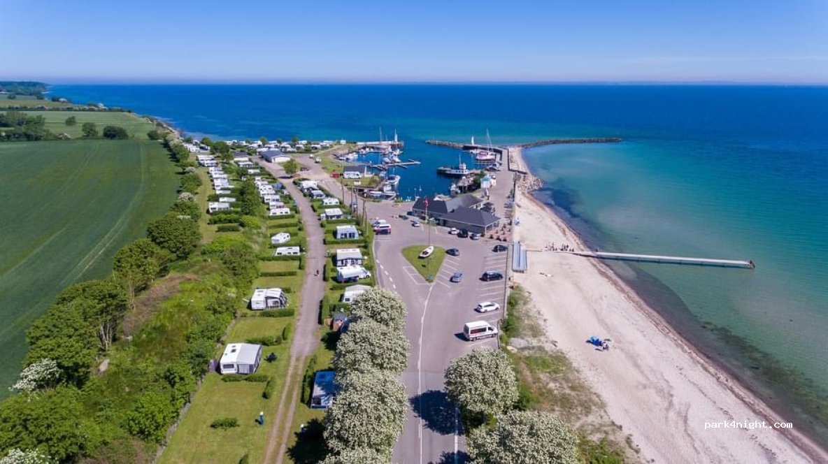 Mommark Marina Camping — foto