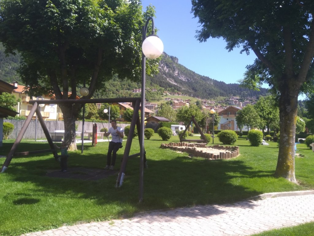 Camping Beach Lake of Molveno — foto