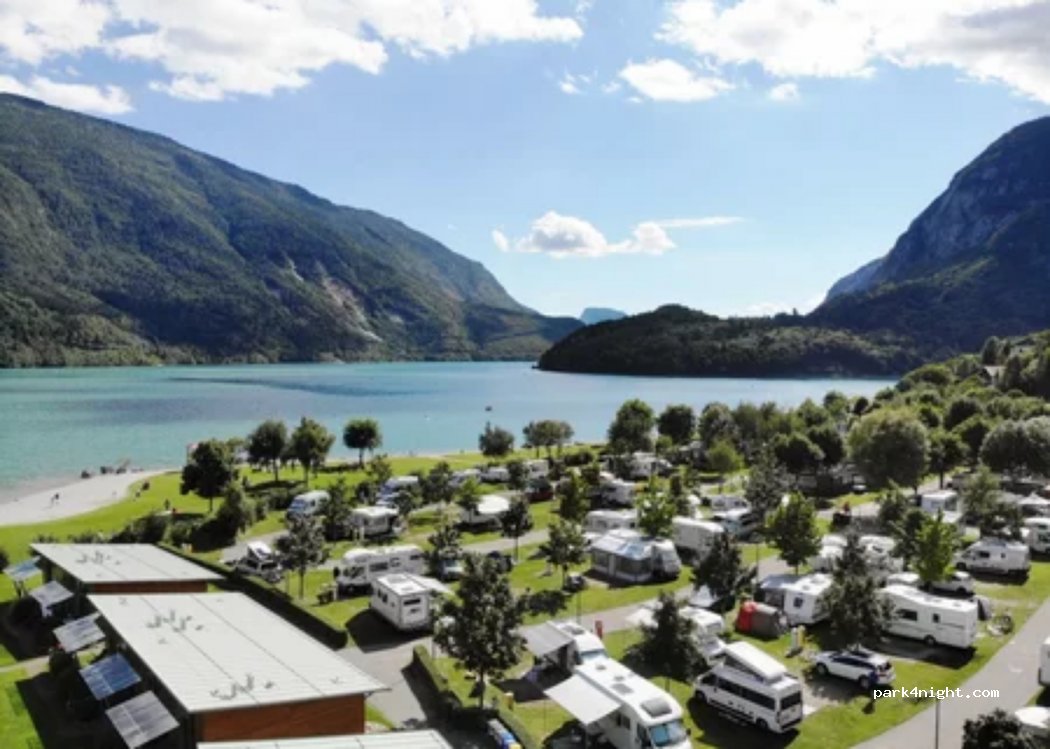 Camping Beach Lake of Molveno — foto 2