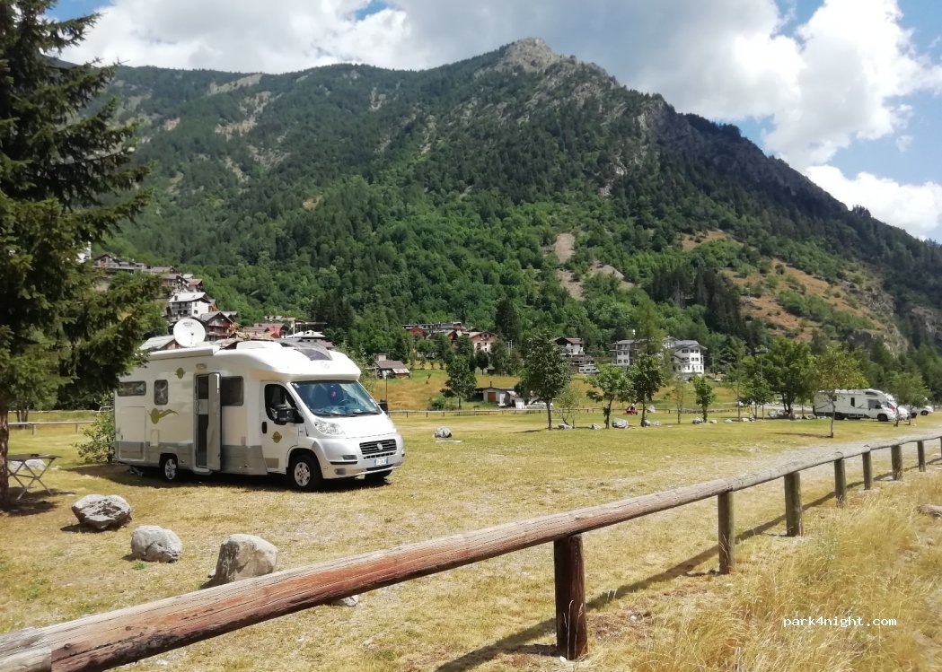 Area sosta Vinadio — foto