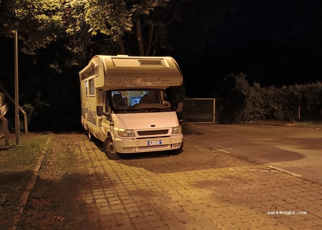 (8200) Gleisdorf - 1a Stadionstraße — foto 4