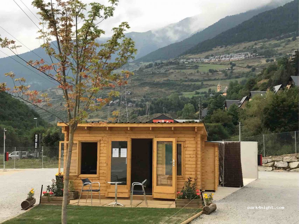 VAL D'ARAN CAMPERPARK — foto