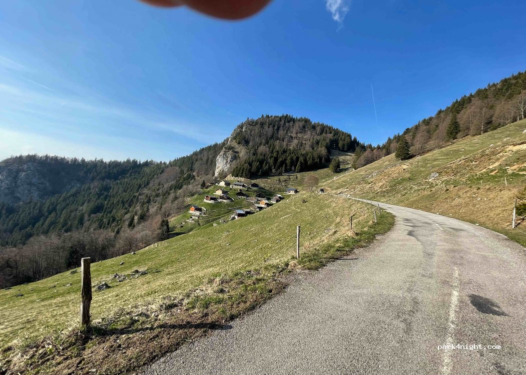 (74200) La Forclaz - Route des Chalets — foto 2