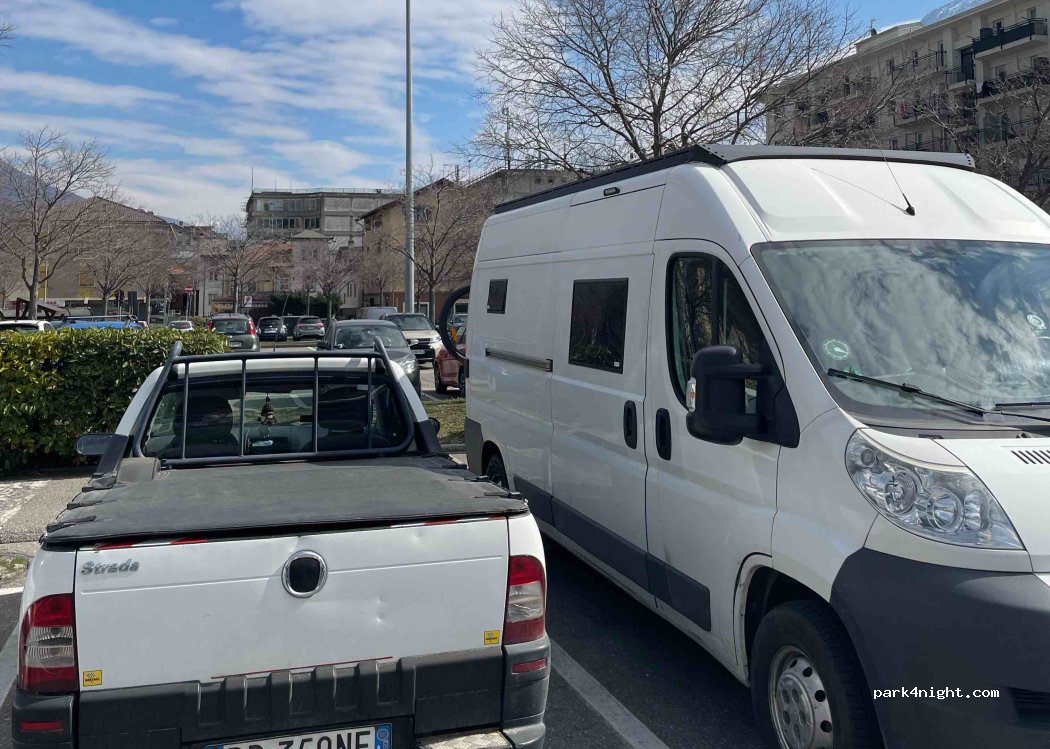 (11100) Aosta - 120 Via Chambery — foto