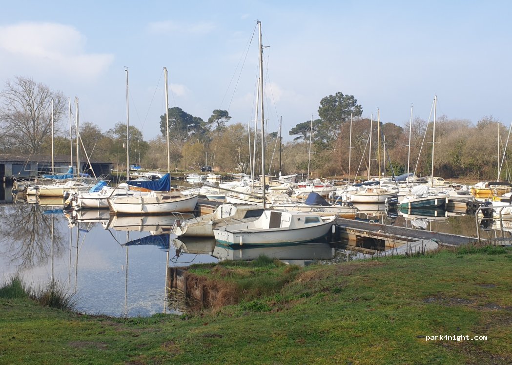 (40160) Parentis-en-Born - 97-99 Route du Lac — foto 2