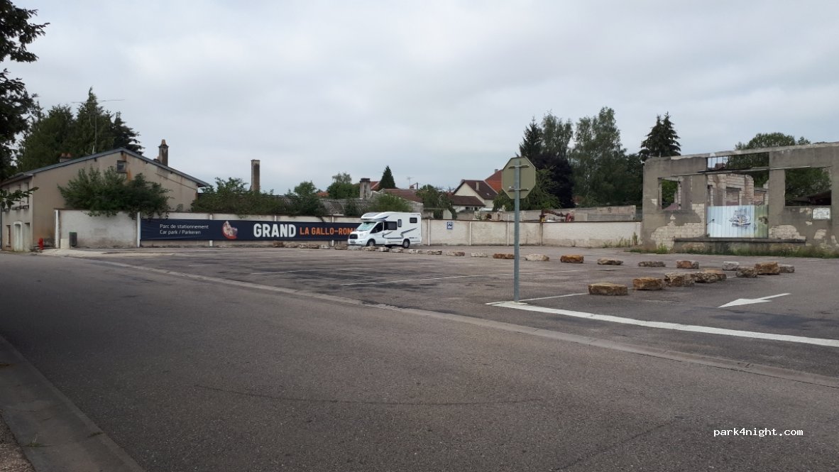 (88350) Grand - 16 Rue de l'Amphithéâtre — foto