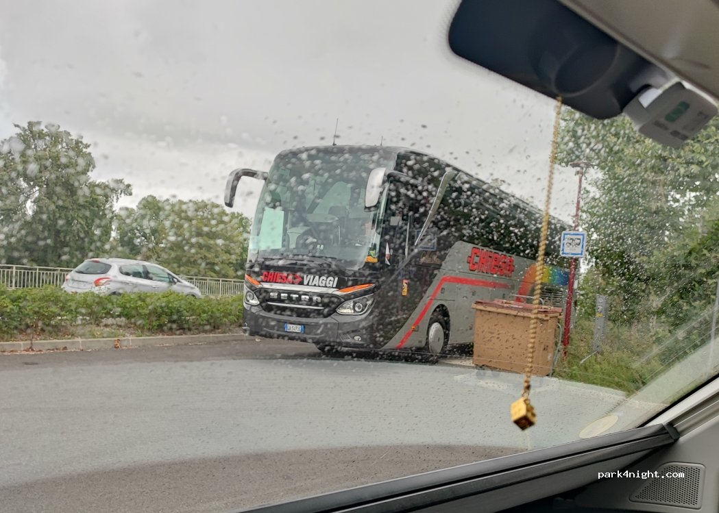 (72100) Le Mans - Quai Louis Blanc — foto 3