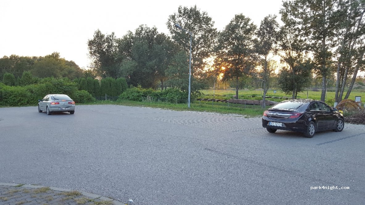 (05-555) Tarczyn - 2 Dobrowolskiego — foto 2