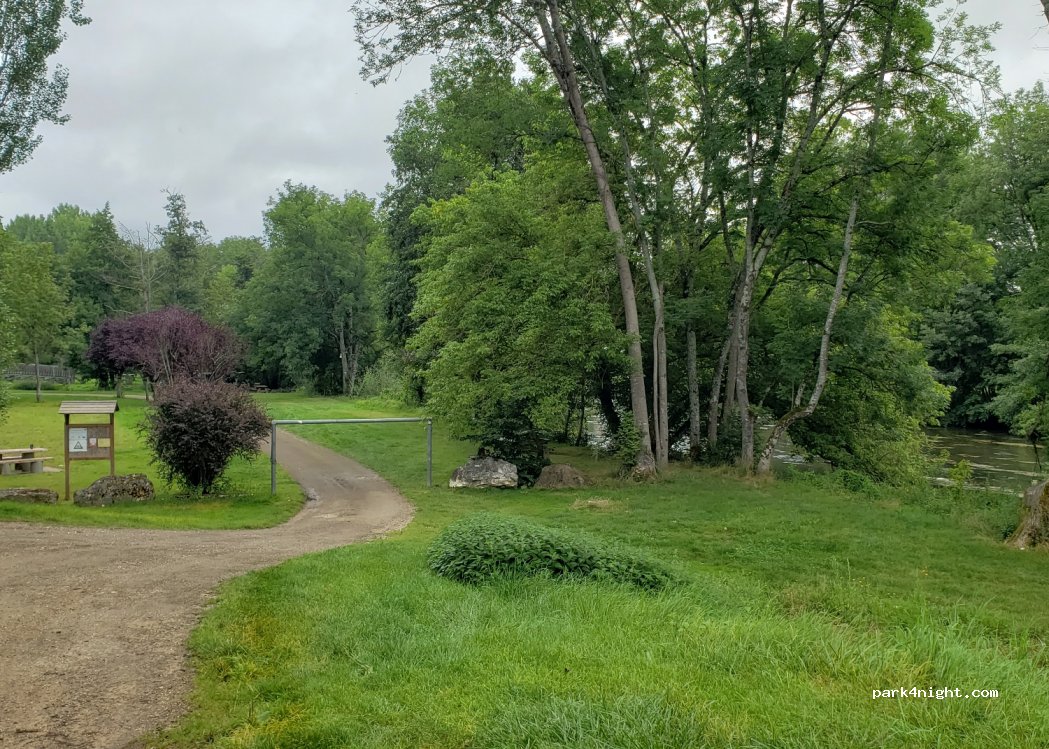 (89480) Lucy-sur-Yonne - D214 — foto 3
