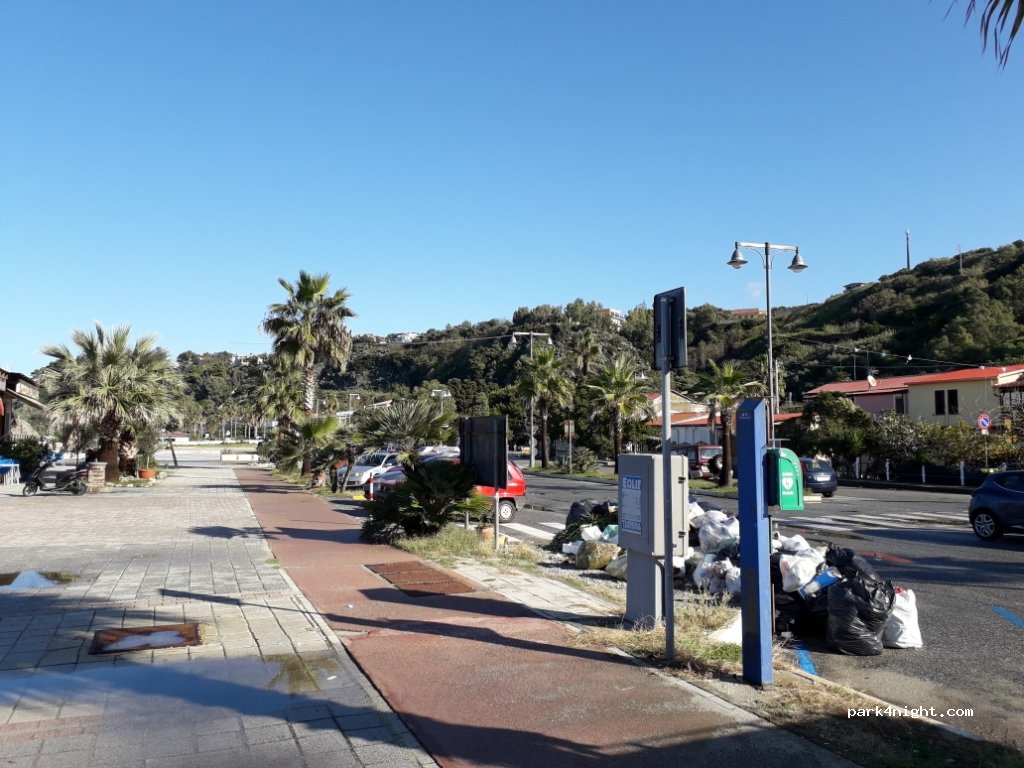 (89015) Palmi - 14 Lungomare Costa Viola — foto