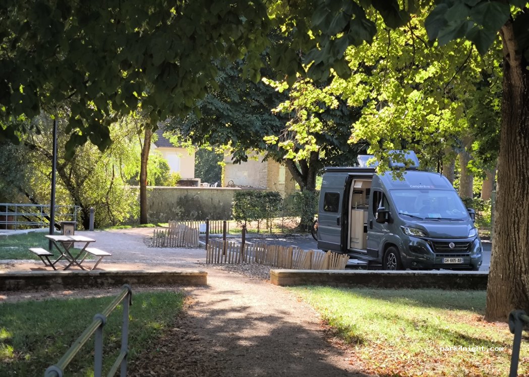 (71120) Charolles - Avenue Perrier — foto 4