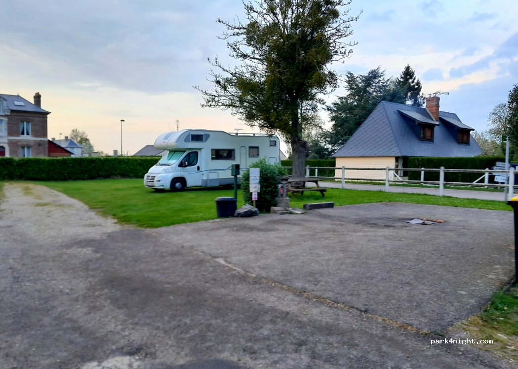 (27500) Campigny - Route de la Viéville — foto 2