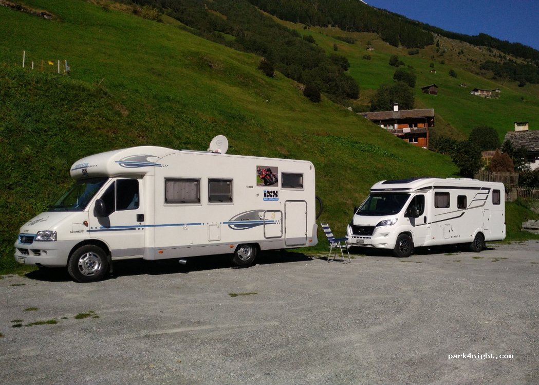 Wohnmobilstellplatz an der Bergbahn Vals — foto 3