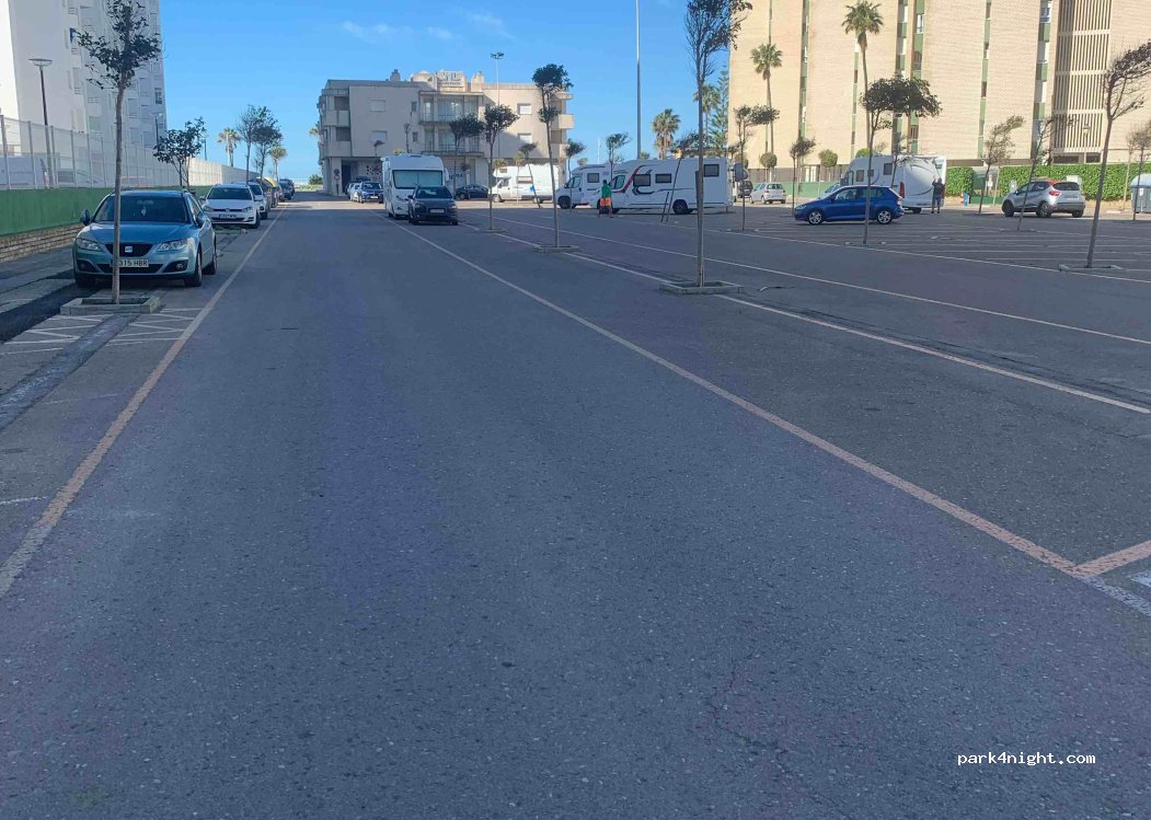 (11500) El Puerto de Santa María - 2 Calle la Playa — foto 2