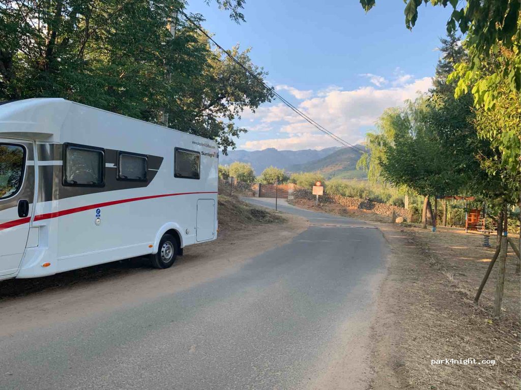 (10480) Madrigal de la Vera - Calle Doctor Bravo — foto 4