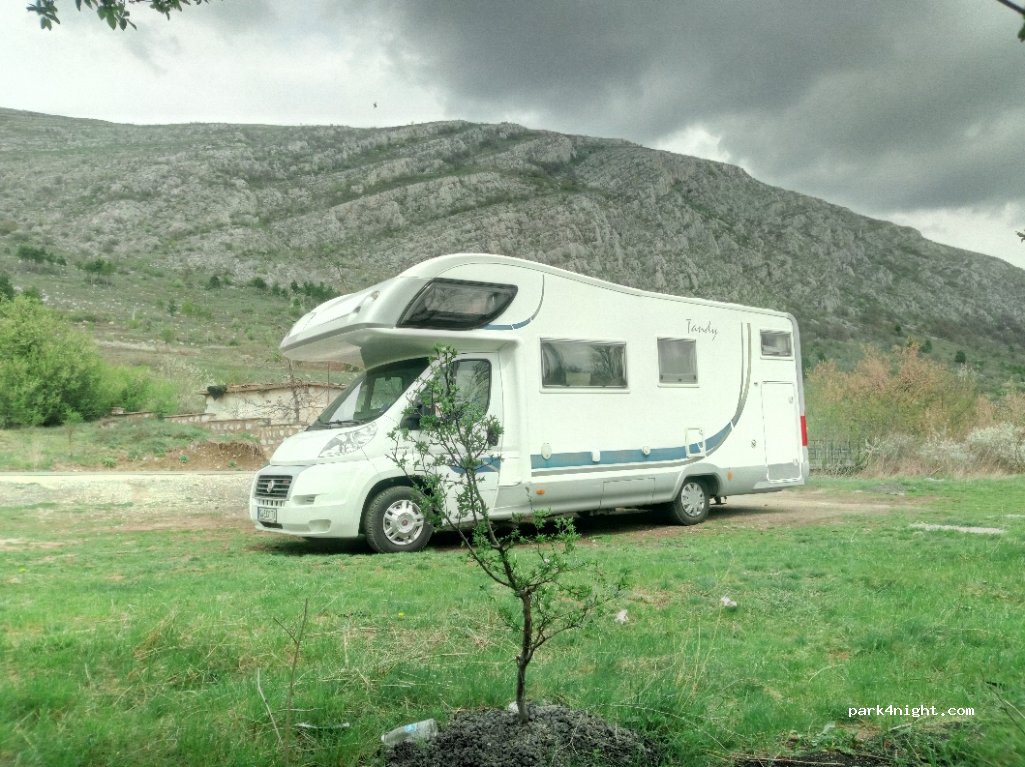 () Golemo Malovo - 8103 — foto