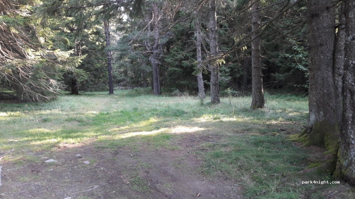 (43430) Chaudeyrolles - Unnamed Road — foto