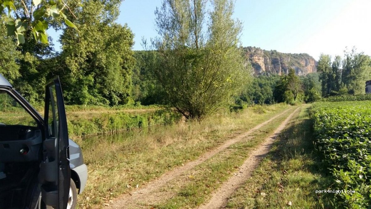 (46330) Cénevières - 133 Canteduc — foto
