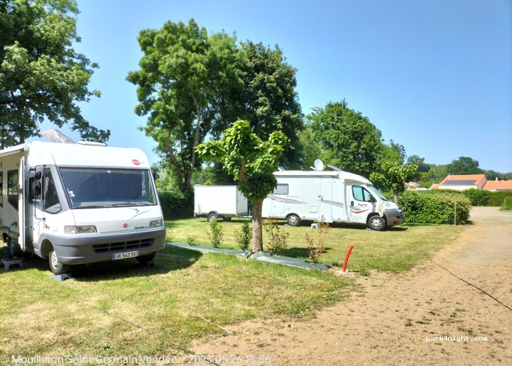 Camping de mon Village de Mouilleron-Saint-Germain — foto 3