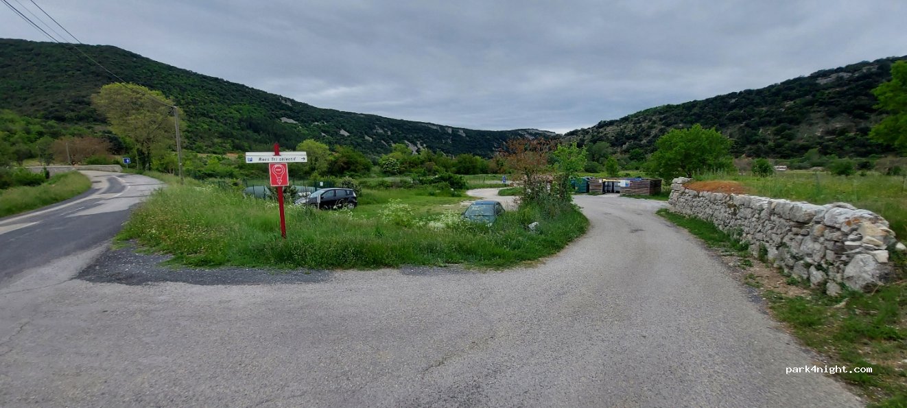 (07170) Saint-Maurice-d'Ibie - Les Salelles — foto 2