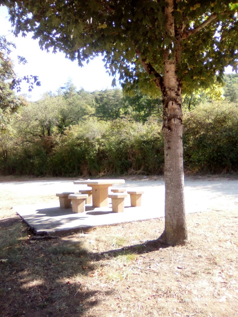 (89270) Voutenay-sur-Cure - D606 — foto 2