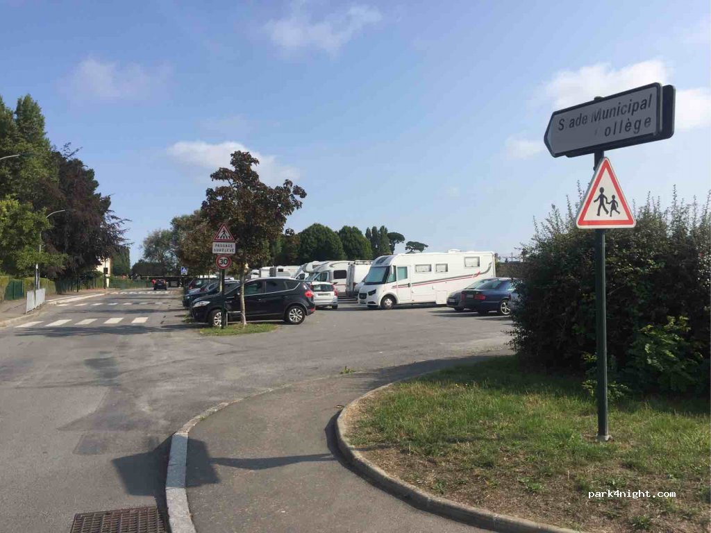 (35260) Cancale - Rue Pierre de Coubertin — foto 3