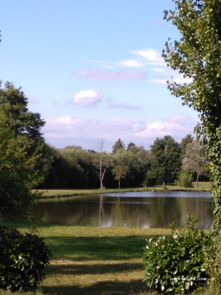 (56200) Saint-Martin-sur-Oust - 77 D777 — foto