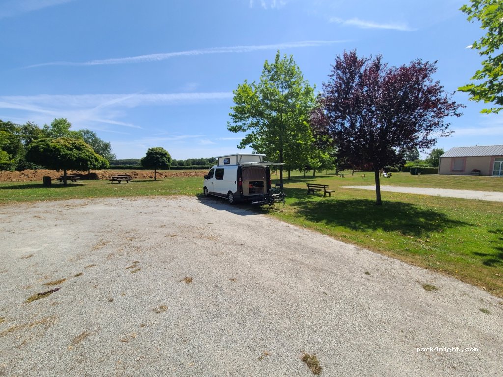 (61290) L'Hôme-Chamondot - 8 Le Bourg — foto 4