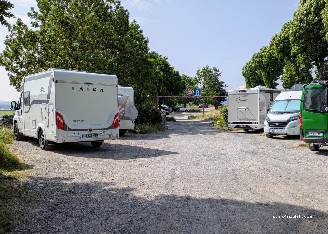 (48300) Naussac - Rue de l'Église — foto 4