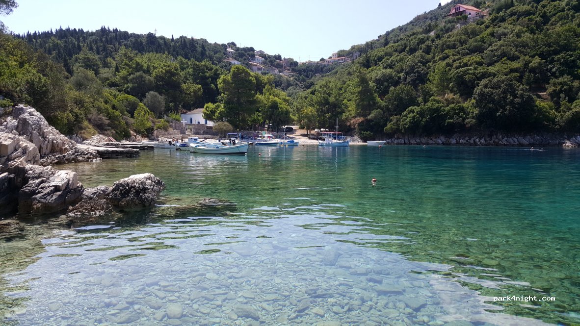(283 00) Mavrona plaža - Eparchiaki Odos Kioniou - Pera Pigadiou — foto 2