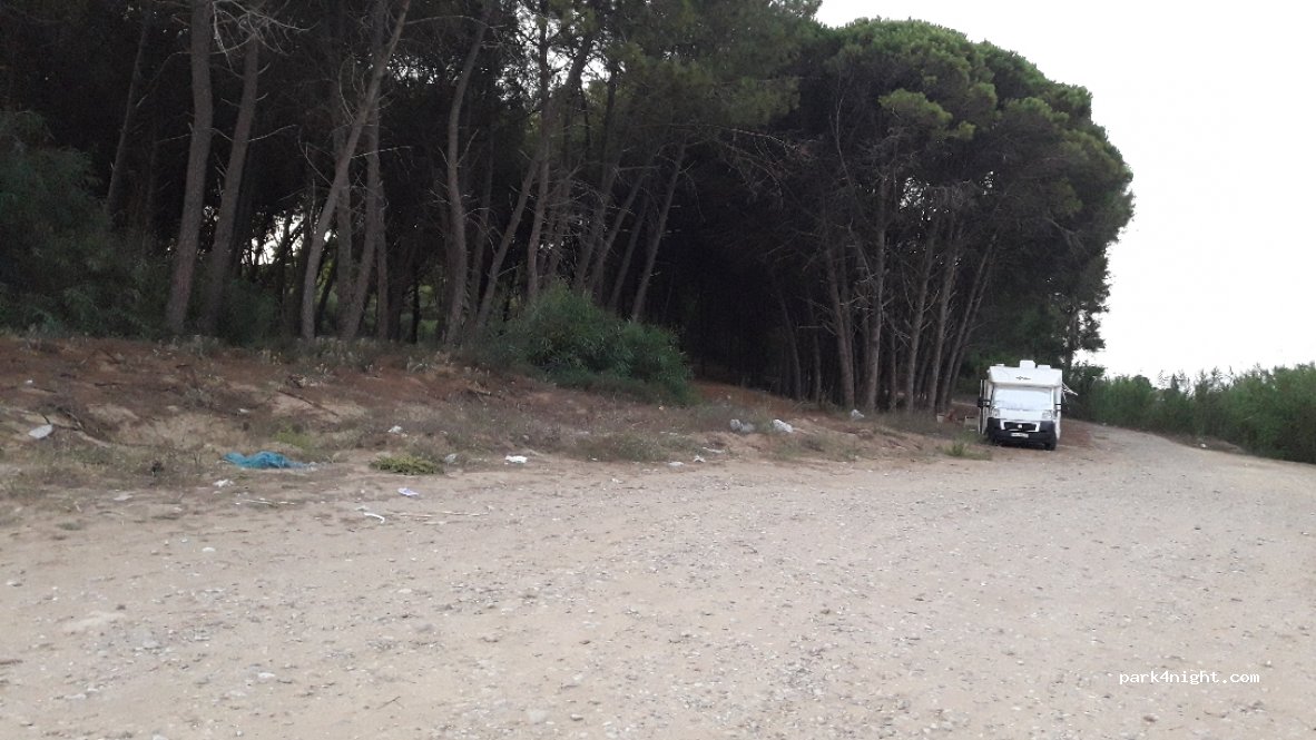 (272 00) Paralia - Unnamed Road — foto 2