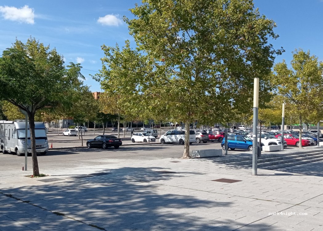 (28100) Alcobendas - 4 Calle de Miguel de Cervantes — foto