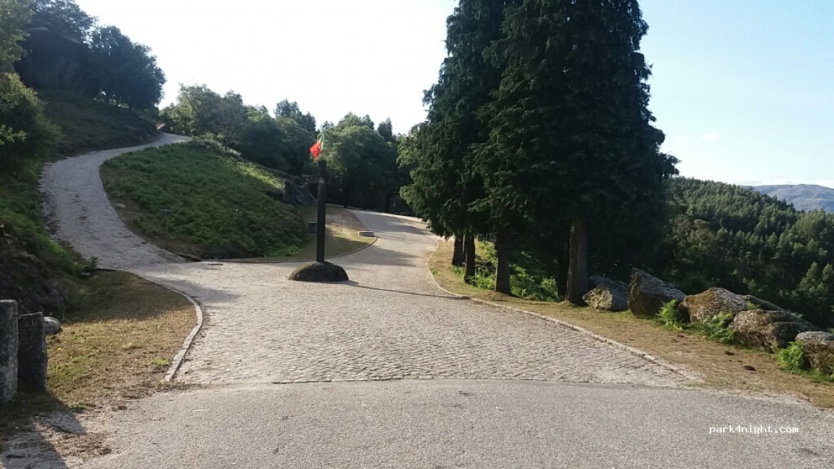 (4850) Lapa - Unnamed Road — foto