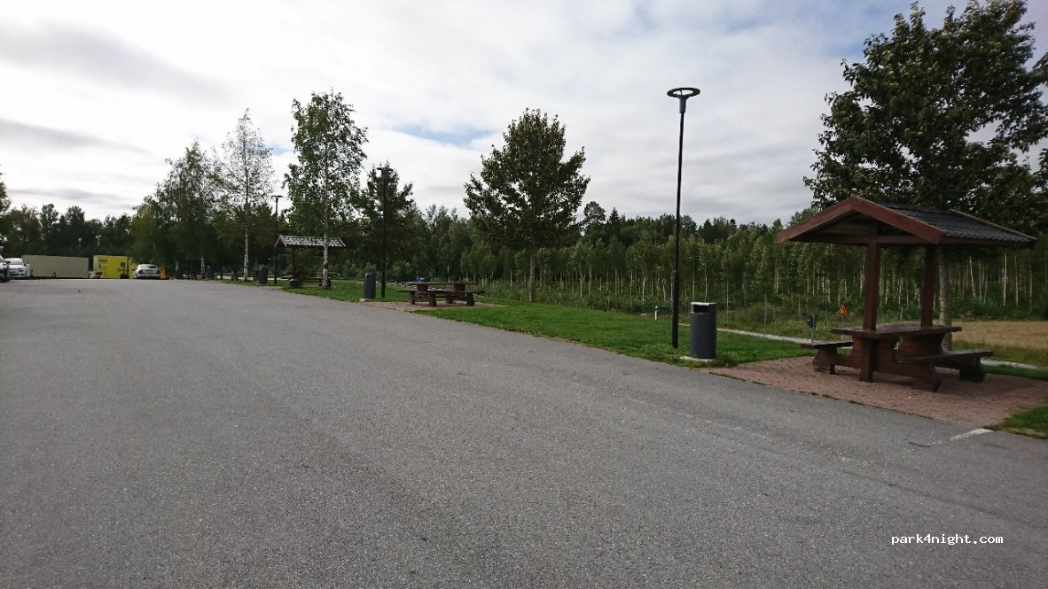 (815 91) Tierp - 292 — foto 2