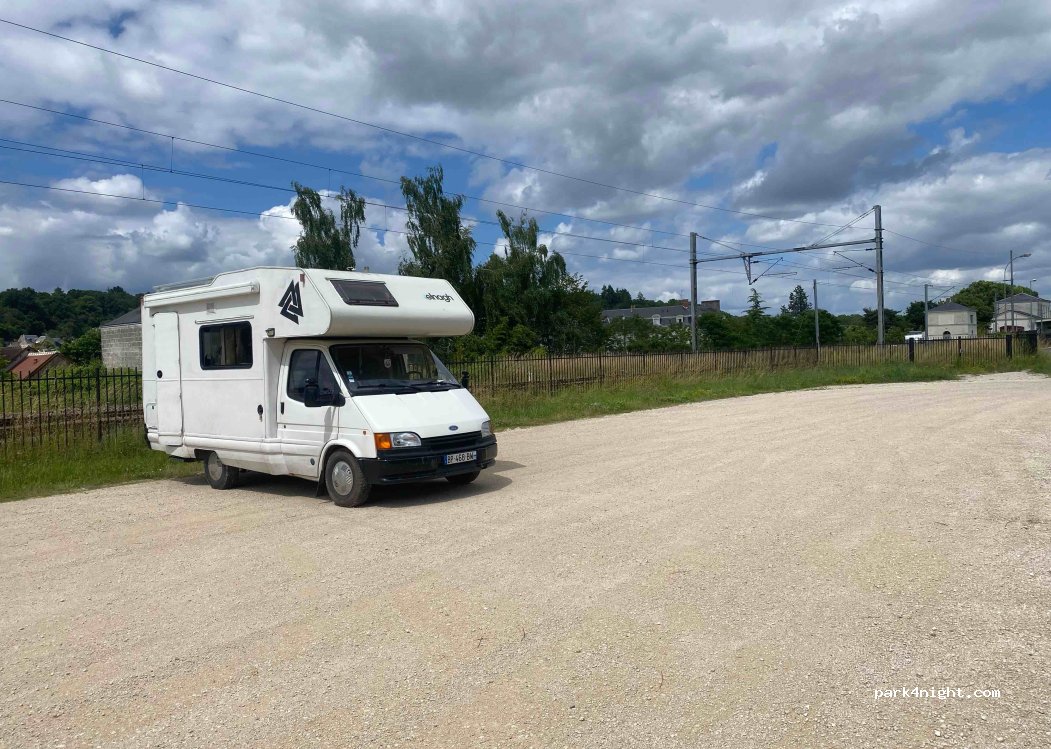 (37130) Langeais - D952 — foto 2