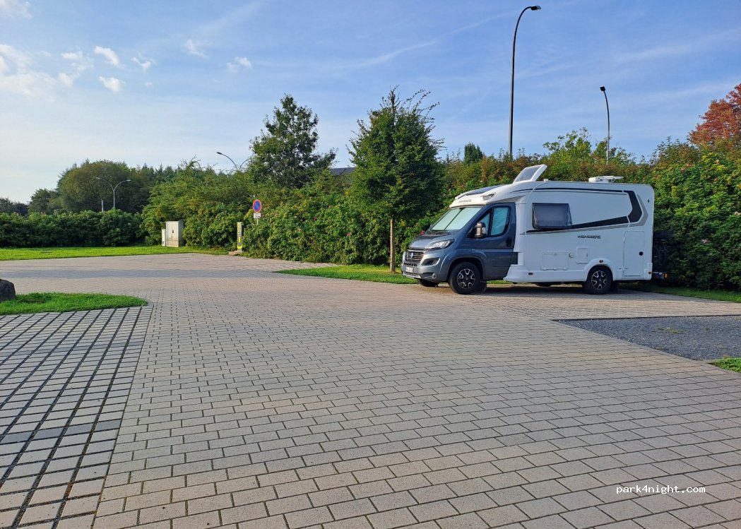 (9964) Troisvierges - 28 Op d'Burrigplatz — foto 4