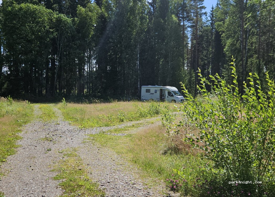 (743 72) Månkarbo - 600 — foto 3