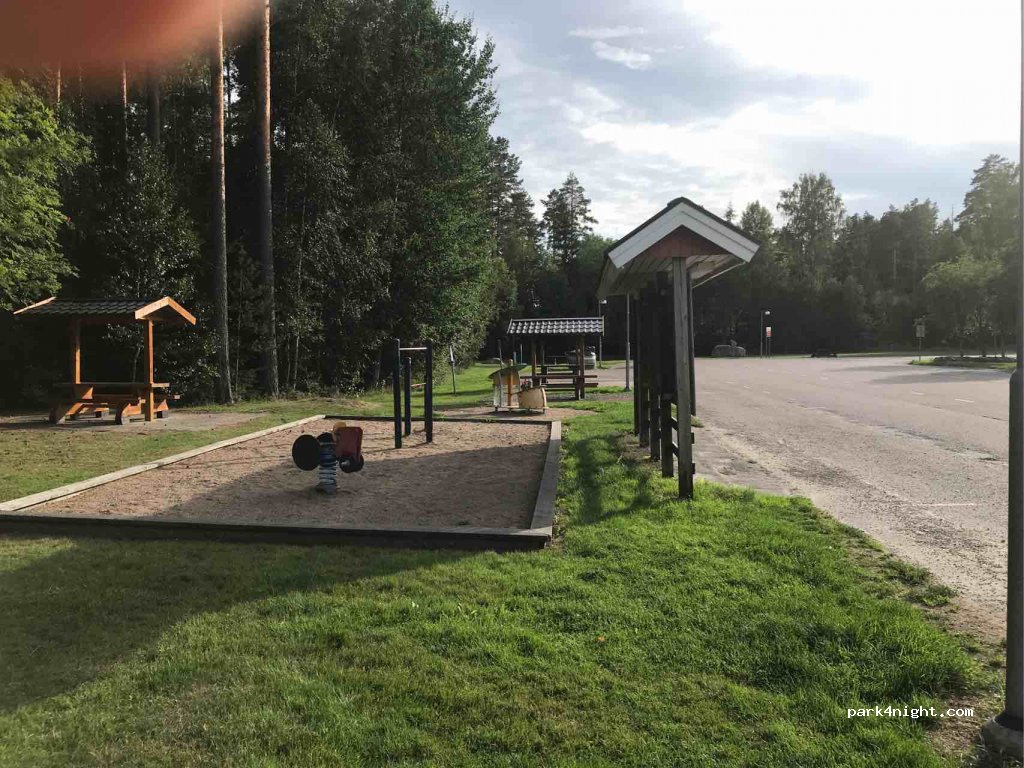 (740 45) Tärnsjö - 42 Kapellvägen — foto 2